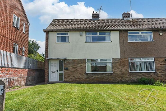 3 Bedroom Semi-Detached House For Sale In Carr Vale Road, Bolsover, Chesterfield, S44