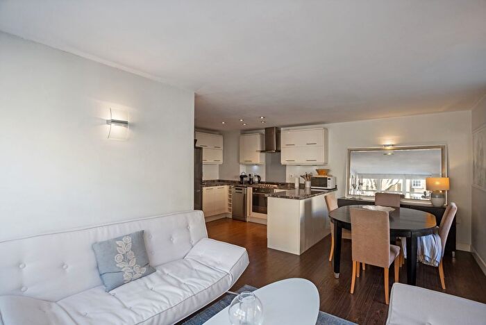 2 Bedroom Flat To Rent In Isaac Way, Borough, SE1