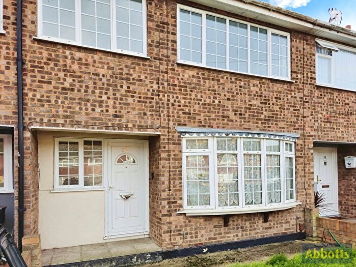 3 Bedroom Property To Rent In St. Christophers Close, Canvey Island, SS8