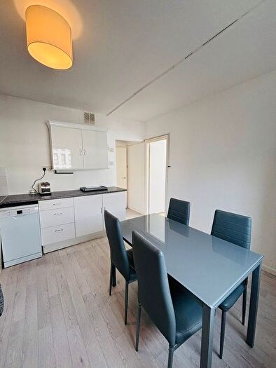 3 Bedroom Flat To Rent In Commercial Street, London, E1