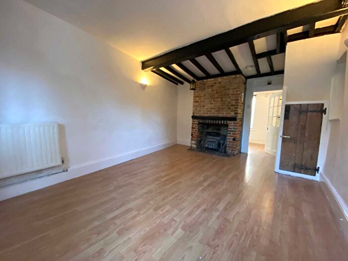 2 Bedroom Terraced House To Rent In High Street, Canterbury, CT2
