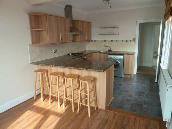 1 Bedroom Flat To Rent In North Street, Emsworth, PO10