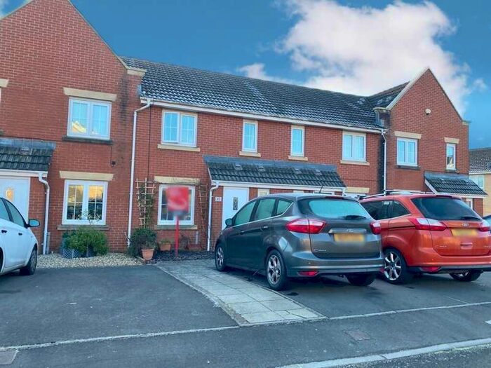 3 Bedroom Semi-Detached House To Rent In Willowbrook Gardens, St. Mellons, Cardiff, CF3