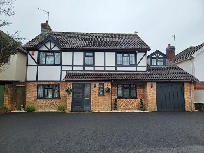5 Bedroom Detached House For Sale In Harries Lane, Llanelli, SA15
