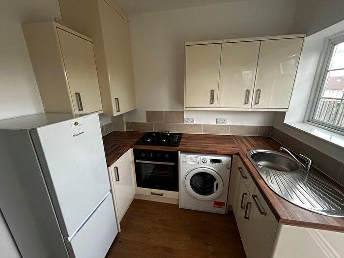 1 Bedroom Flat To Rent In Crichton Road, Carshalton, SM5