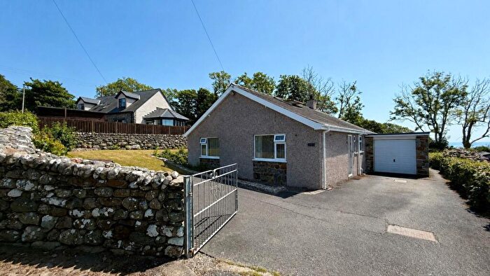 3 Bedroom Detached Bungalow For Sale In Penrhiw, Dyffryn Ardudwy, LL44