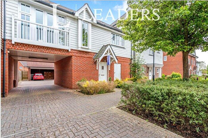 2 Bedroom Flat To Rent In The Boulevard, PO21