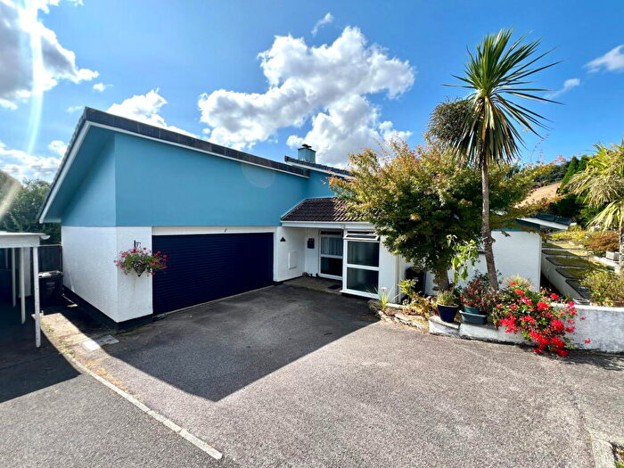 3 Bedroom Detached Bungalow For Sale In Linhay Close, Tregrehan Mills, St Austell, Cornwall, PL25