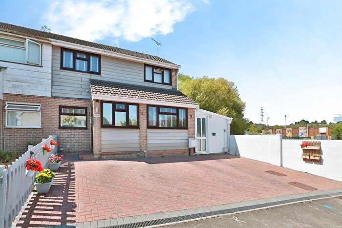4 Bedroom Semi-Detached House For Sale In Carisbrooke Crescent, Poole, BH15