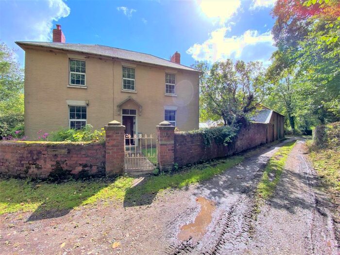 4 Bedroom Detached House For Sale In Lyonshall, Kington, HR5