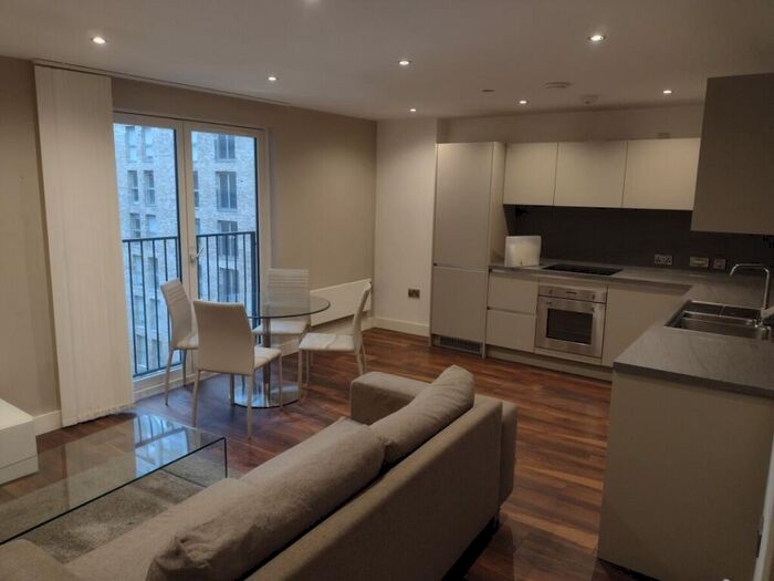 2 Bedroom Apartment To Rent In Greengate Salford, M3