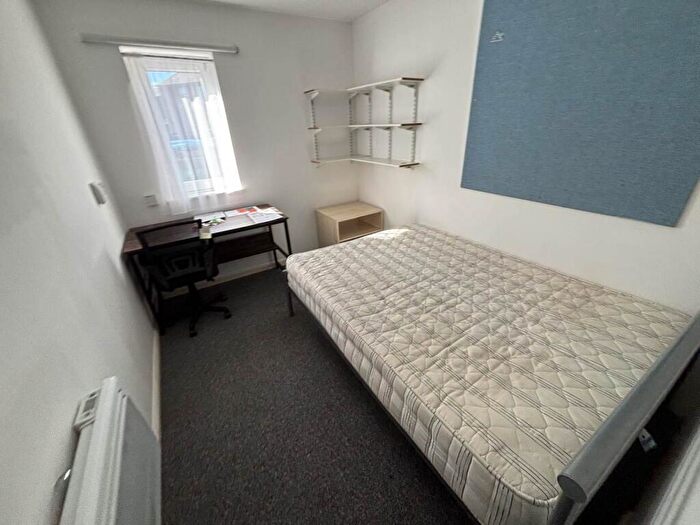 1 Bedroom Flat To Rent In Gwennyth House, Flat, Room, Gwennyth Street, Cathays, CF24