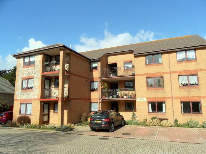 2 Bedroom Flat To Rent In Victoria Avenue, Shanklin PO37