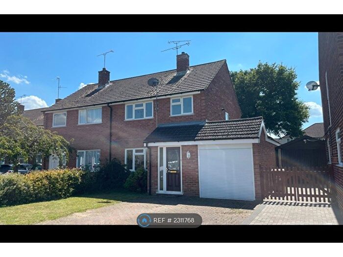 3 Bedroom Semi-Detached House To Rent In Wilmington Close, Woodley, Reading, RG5