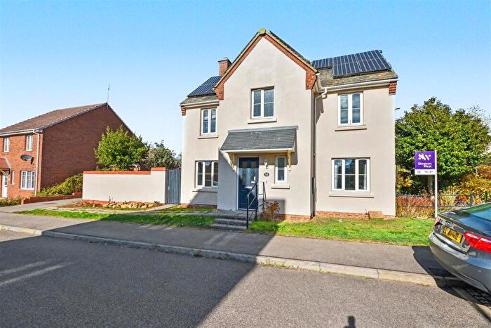 4 Bedroom Detached House To Rent In Lapwing Close, Corby, NN18