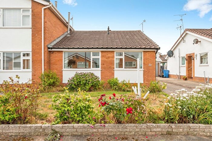 2 Bedroom Bungalow For Sale In Laburnum Drive, Rhyl, Denbighshire, LL18