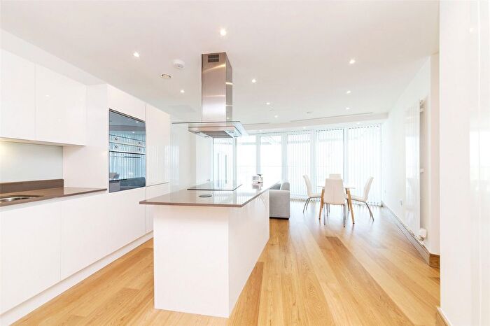 2 Bedroom Flat For Sale In Arena Tower, Crossharbour Plaza, Canary Wharf, London, E14
