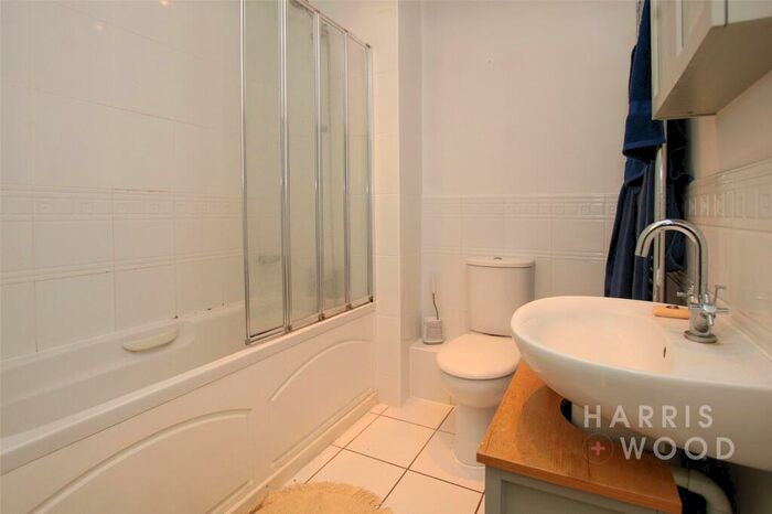2 Bedroom Apartment To Rent In Waterside Lane, Colchester, Essex, CO2