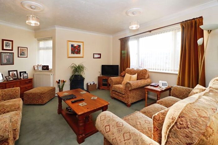 4 Bedroom Detached House For Sale In The Grove, Brightlingsea, CO7