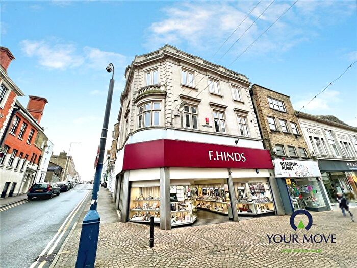 1 Bedroom Flat To Rent In High Street, Ramsgate, Kent, CT11