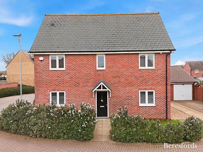 4 Bedroom Detached House For Sale In Swifts Boulevard, Heybridge, CM9