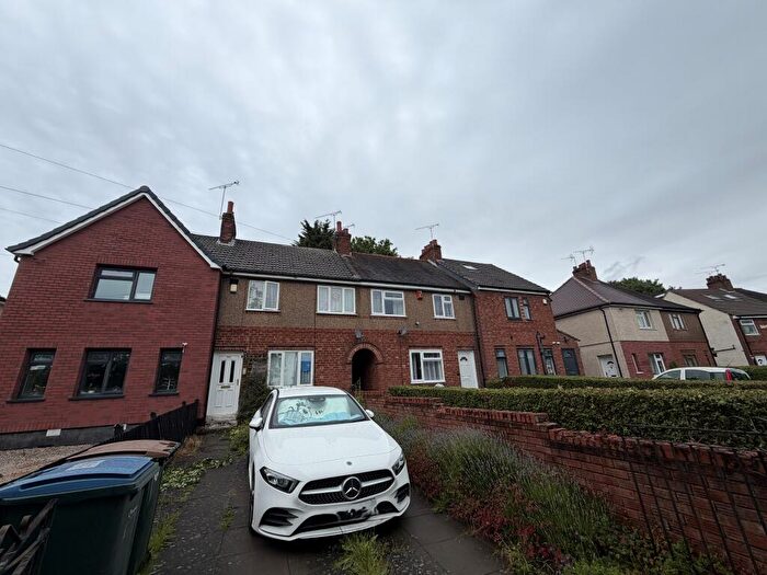 3 Bedroom Terraced House To Rent In Charter Avenue, CV4