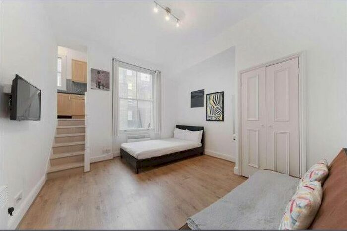 Studio To Rent In Collingham Place, London, SW5