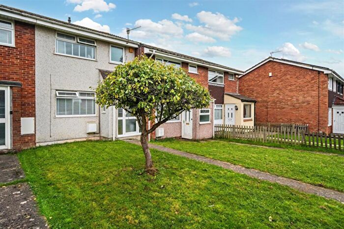 3 Bedroom House For Sale In Robinia Walk, Bristol, BS14