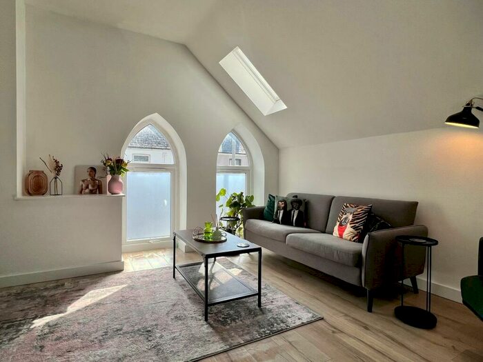 2 Bedroom Apartment To Rent In Ethel Street, Cardiff, CF5