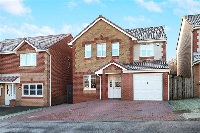 4 Bedroom Detached House For Sale In Kelvin Crescent, Cherry Tree Gardens, East Kilbride, G75