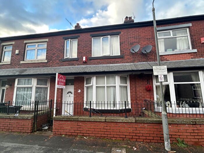 2 Bedroom Terraced House For Sale In Thorn Street, Bacup, OL13