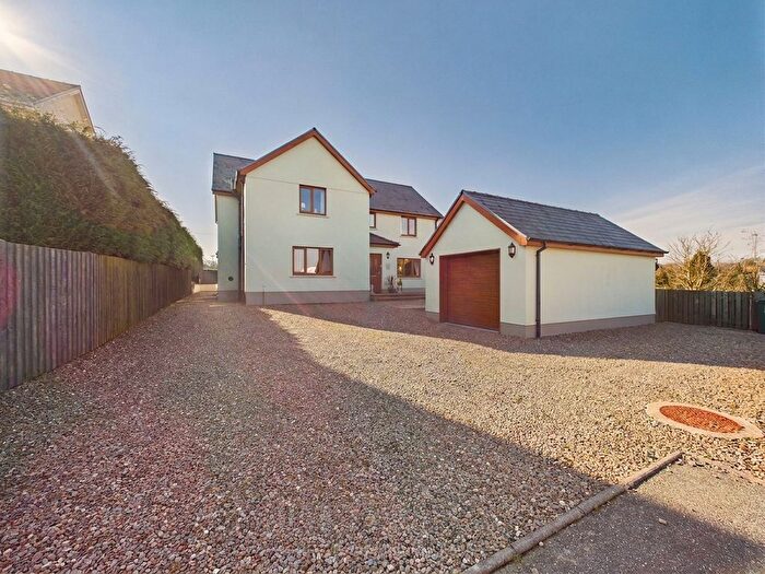 5 Bedroom Detached House For Sale In Parc Yr Eos, Hermon, SA36