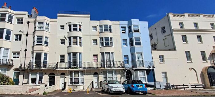 1 Bedroom Flat For Sale In Lower Rock Gardens, Brighton, BN2