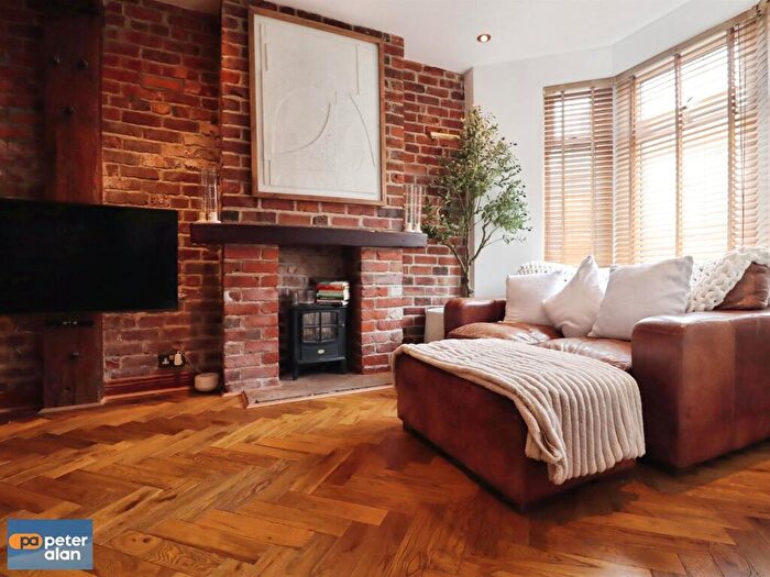 1 Bedroom Terraced House For Sale In Pomeroy Street, Cardiff, CF10