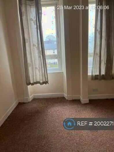2 Bedroom Flat To Rent In Hawthorn Street, Glasgow, G22