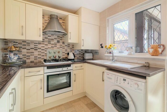 2 Bedroom Bungalow For Sale In Strathgryffe Crescent, Bridge Of Weir, Renfrewshire, PA11