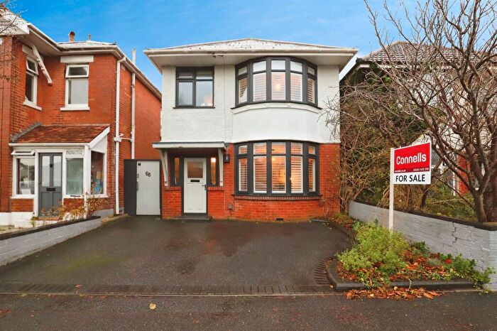 3 Bedroom Detached House For Sale In Stamford Road, Bournemouth, BH6