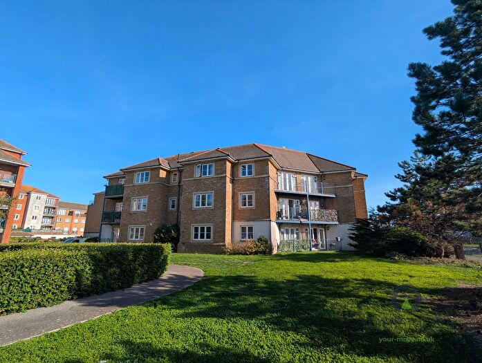 2 Bedroom Flat For Sale In St. Kitts Drive, Eastbourne, East Sussex, BN23