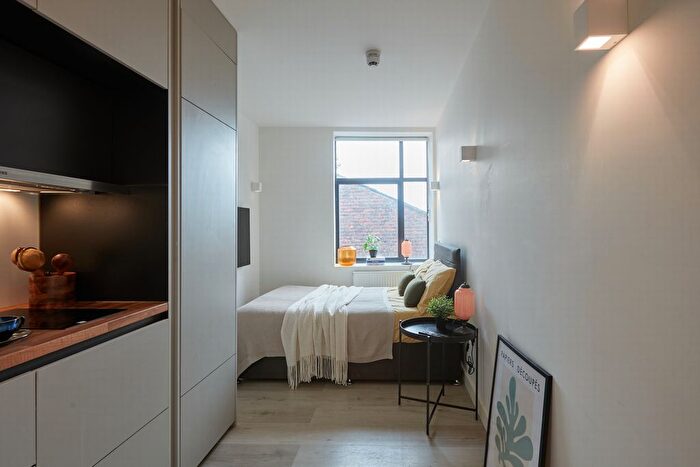 1 Bedroom Studio To Rent In Woolwich Road, London, SE7