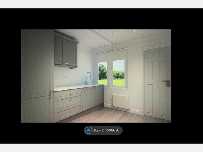 3 Bedroom Flat To Rent In New Park Court, London, SW2