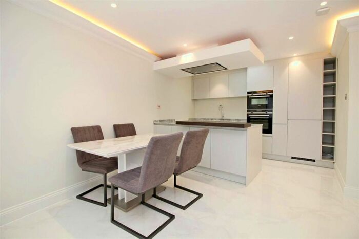 2 Bedroom Flat To Rent In Spring Lake, Harrow, Stanmore, HA7