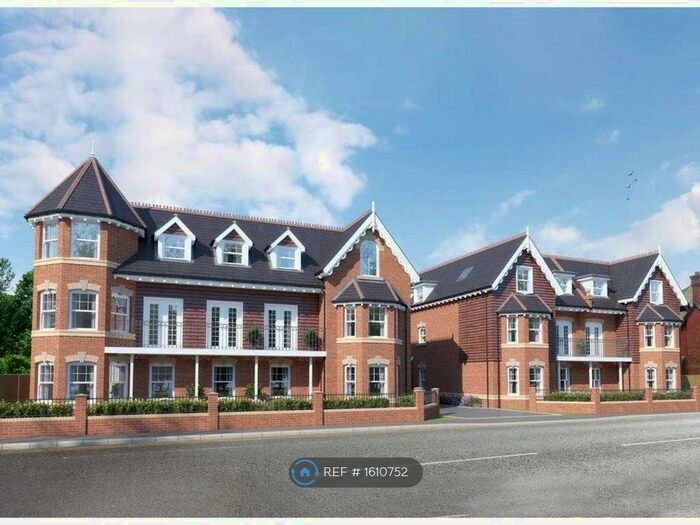 2 Bedroom Flat To Rent In Chapman Heights, Bournemouth, BH1