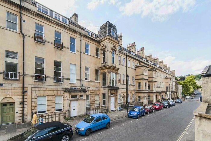 3 Bedroom Apartment To Rent In Marlborough Buildings, Bath, BA1