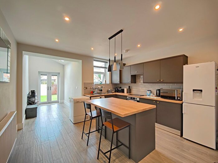 3 Bedroom Terraced House To Rent In Station Terrace, Allerton Bywater, Castleford, West Yorkshire, Uk, WF10