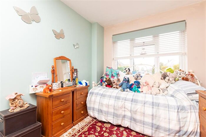 2 Bedroom Semi-Detached Bungalow For Sale In Multon Road, West Kingsdown, Sevenoaks, Kent, TN15