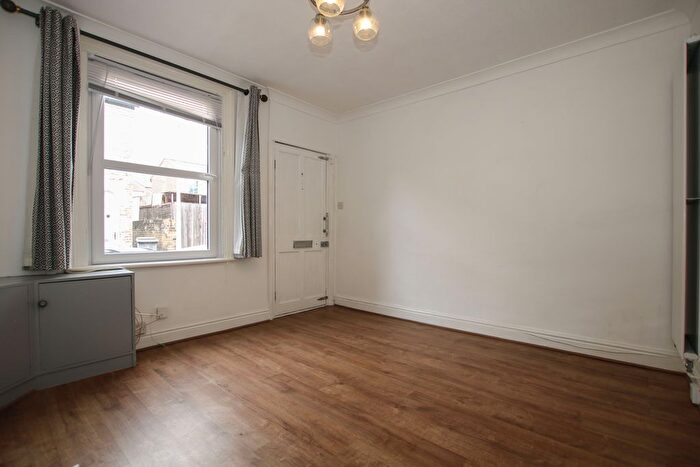 2 Bedroom End Of Terrace House To Rent In Melton Close, Newmarket, CB8