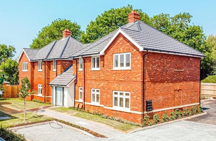 1 Bedroom Flat To Rent In Peckworth, Lower Stondon, SG16