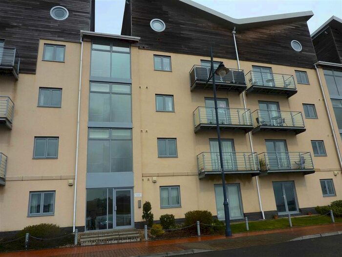 2 Bedroom Flat To Rent In Glanfa Dafydd, Barry, CF63