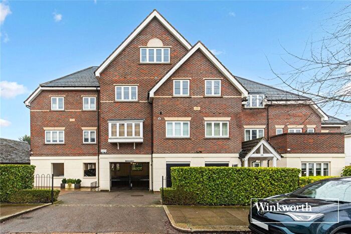 2 Bedroom Flat For Sale In Montgomery Court, Mountfield Road, Finchley, London, N3