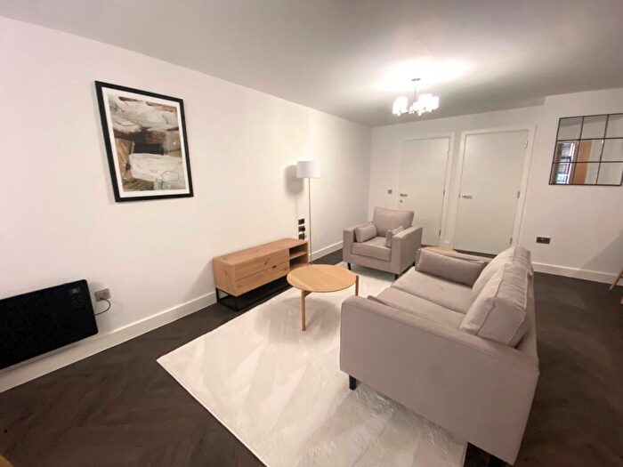 1 Bedroom Apartment To Rent In Heaton House, JewelleryQuarter, B1
